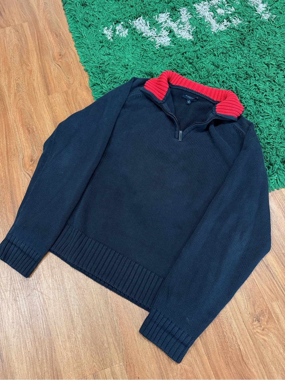 Burberry - Quarter Zip Knit - Navy/Red - Size L - Preowned
